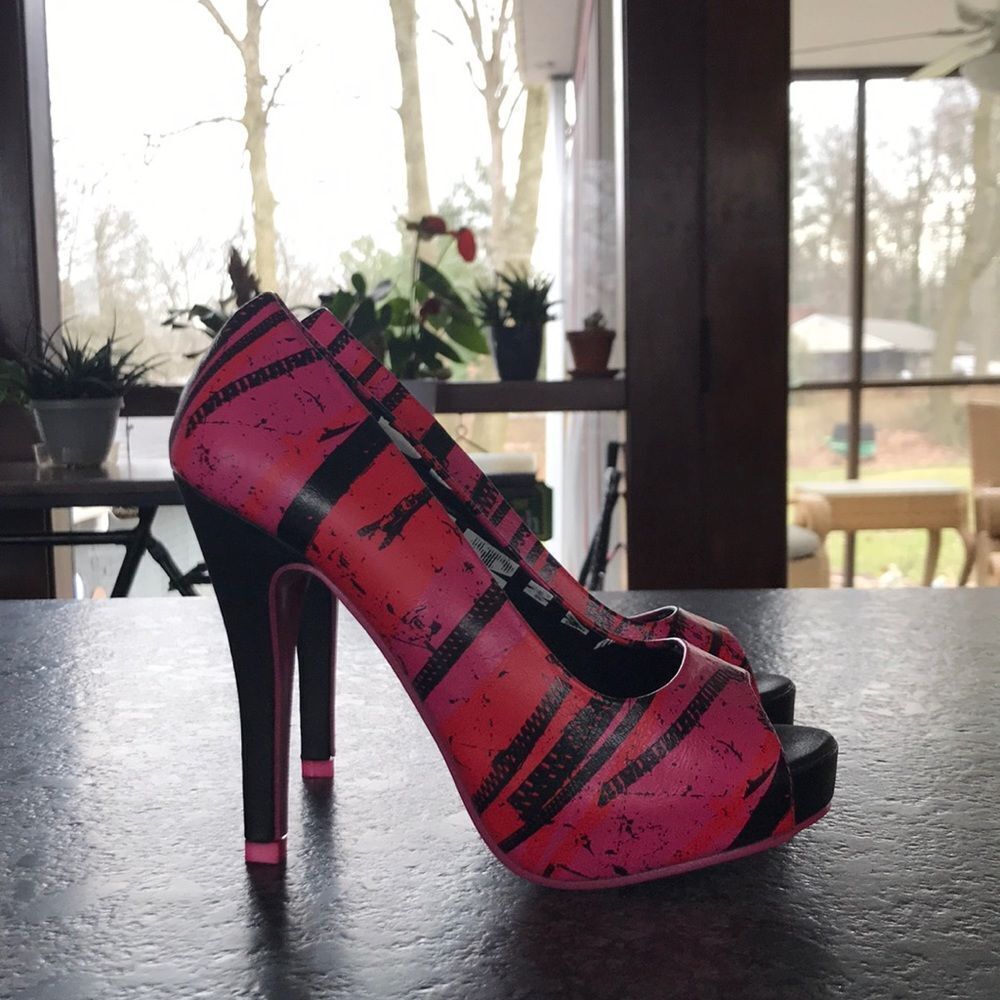 Abbey Dawn Zip It Platforms in Hot Pink with red and black accents BNIB - Picture 3 of 11